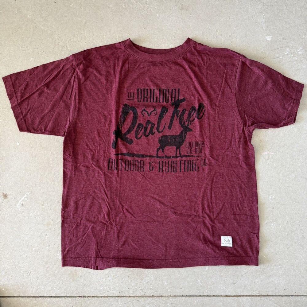 RealTree Outdoor & Hunting Men’s Medium Burgundy Deer T-Shirt